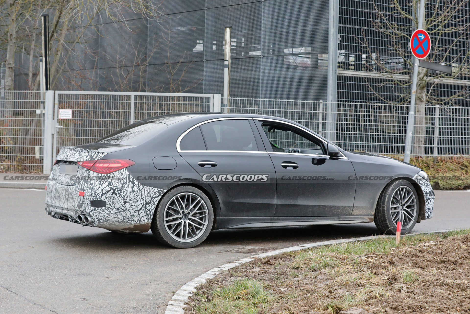 Four-Cylinder 2023 Mercedes-AMG C43 / C53 Teased, Will Debut Soon