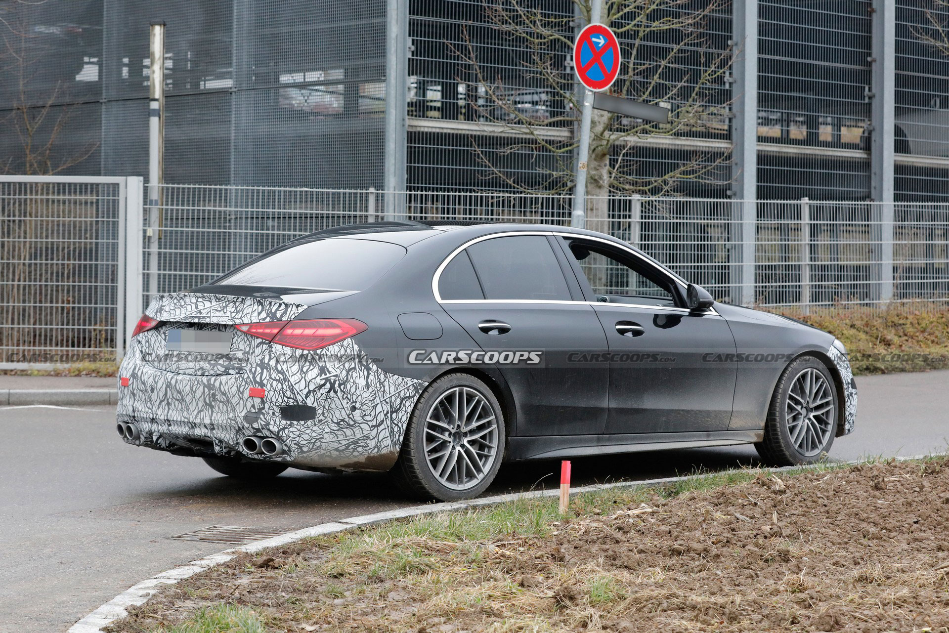 Four-Cylinder 2023 Mercedes-AMG C43 / C53 Teased, Will Debut Soon