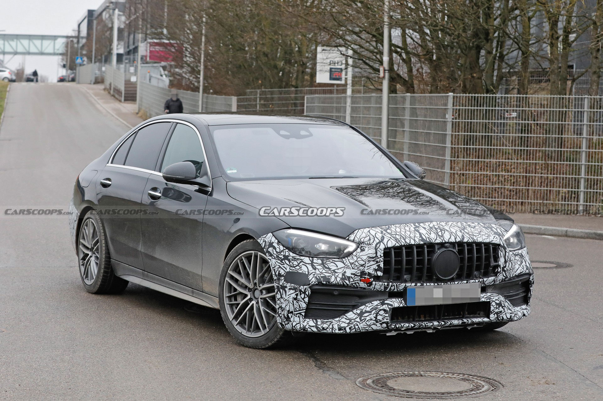 Four-Cylinder 2023 Mercedes-AMG C43 / C53 Teased, Will Debut Soon