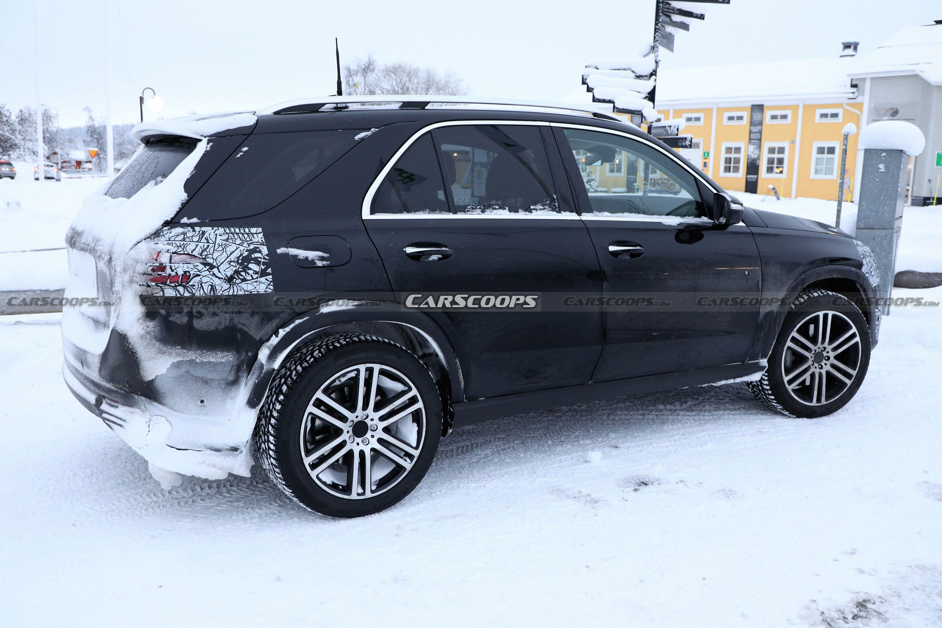 2023 Mercedes-Benz GLE Getting A Minor Makeover, First Look Inside