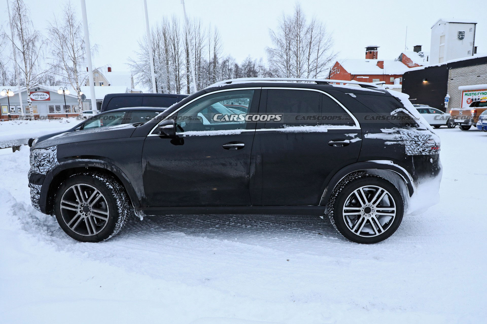 2023 Mercedes-Benz GLE Getting A Minor Makeover, First Look Inside