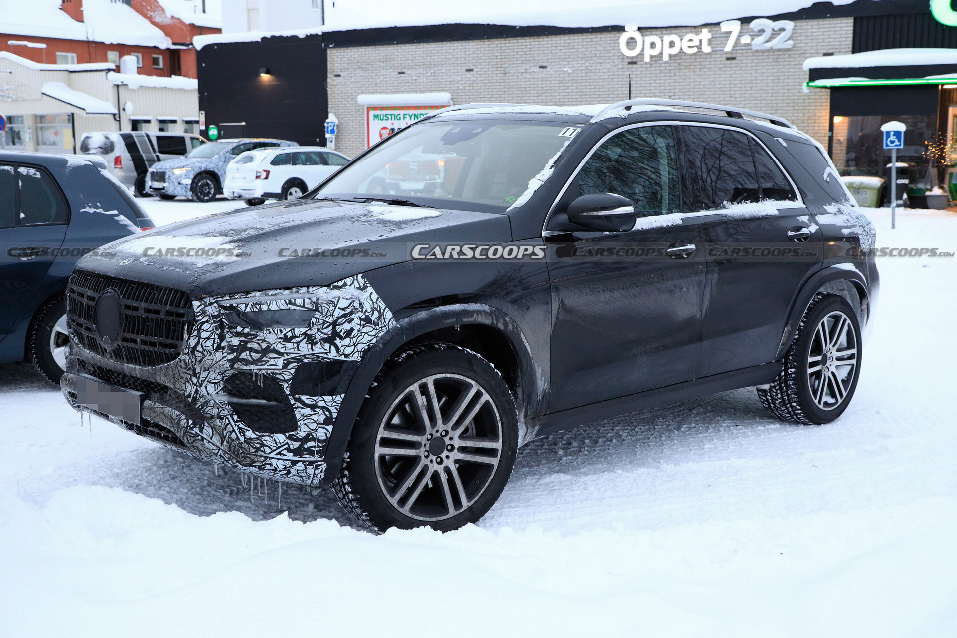 2023 Mercedes-Benz GLE Getting A Minor Makeover, First Look Inside