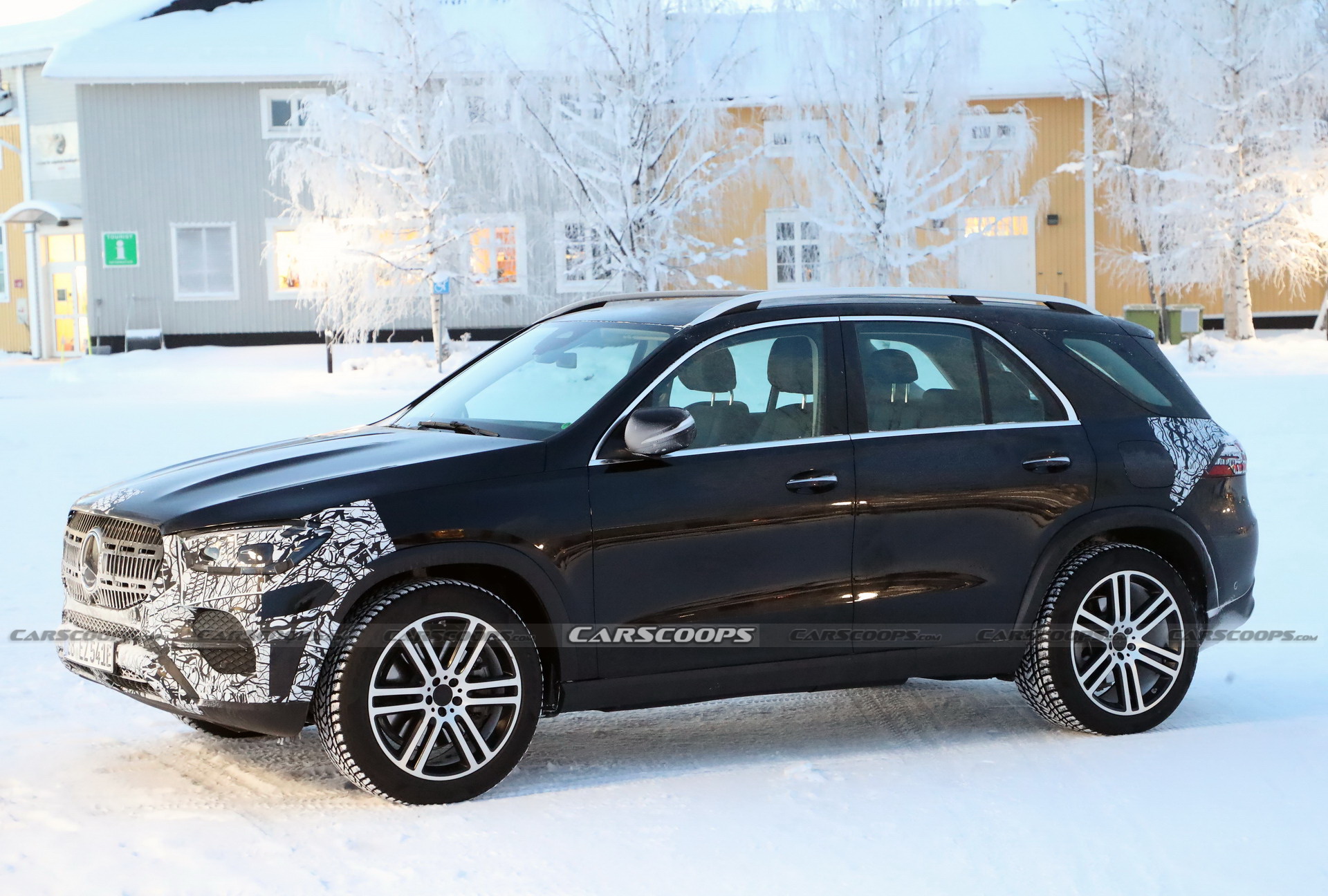 2023 Mercedes-Benz GLE Getting A Minor Makeover, First Look Inside