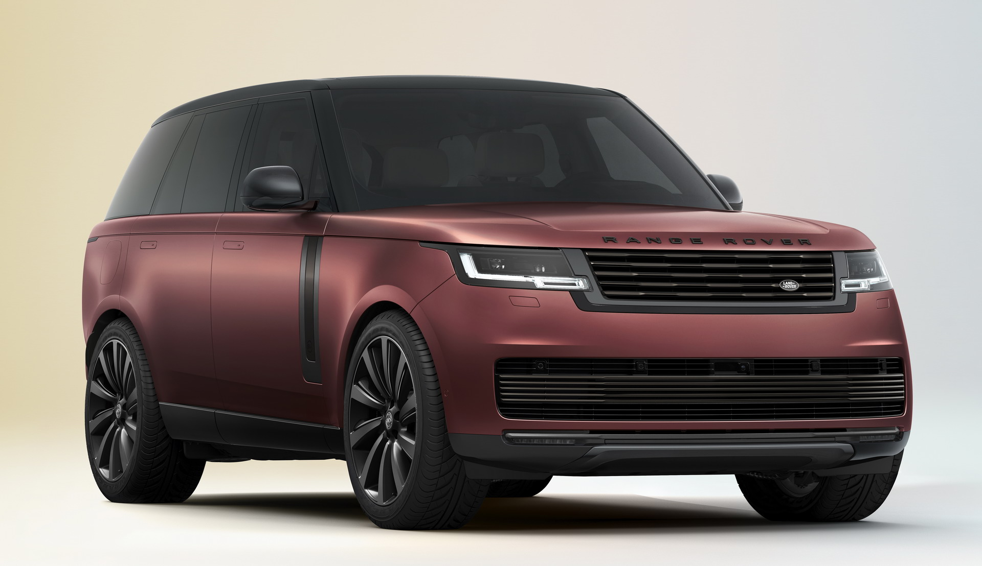 The Luxurious New Range Rover SV Will Offer 1.6 Million Combinations Including Ceramic Accents And Fancy Wood Trim
