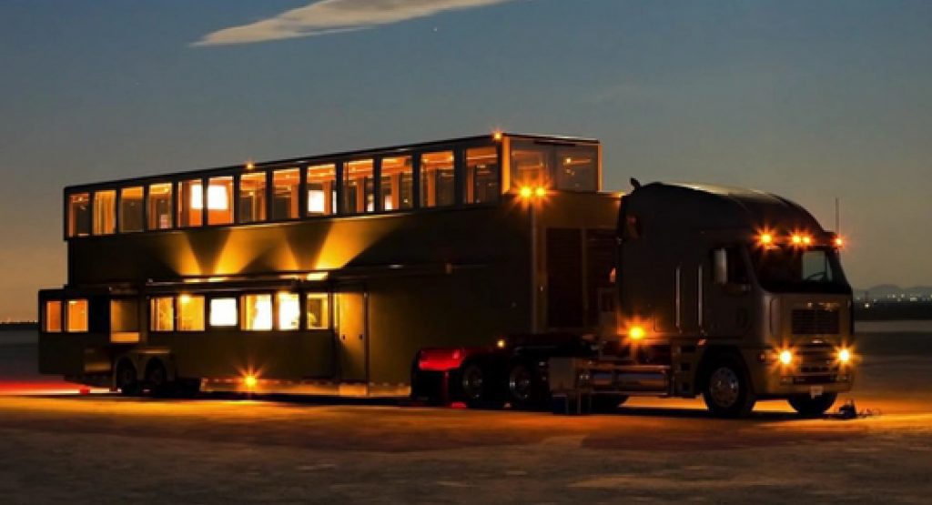  Take A Tour Of The $2.5 Million, Two Story RV That Used To Belong To Will Smith