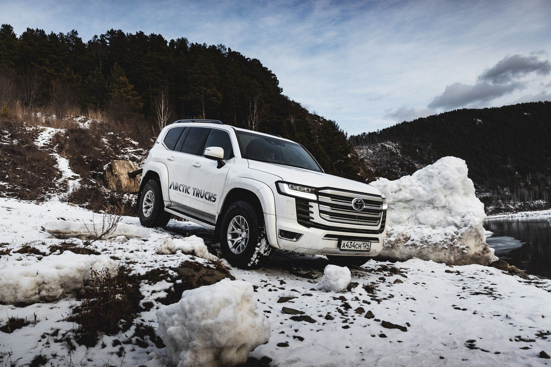 Toyota Land Cruiser 300 Series Receives Some Tough Love From Arctic Trucks