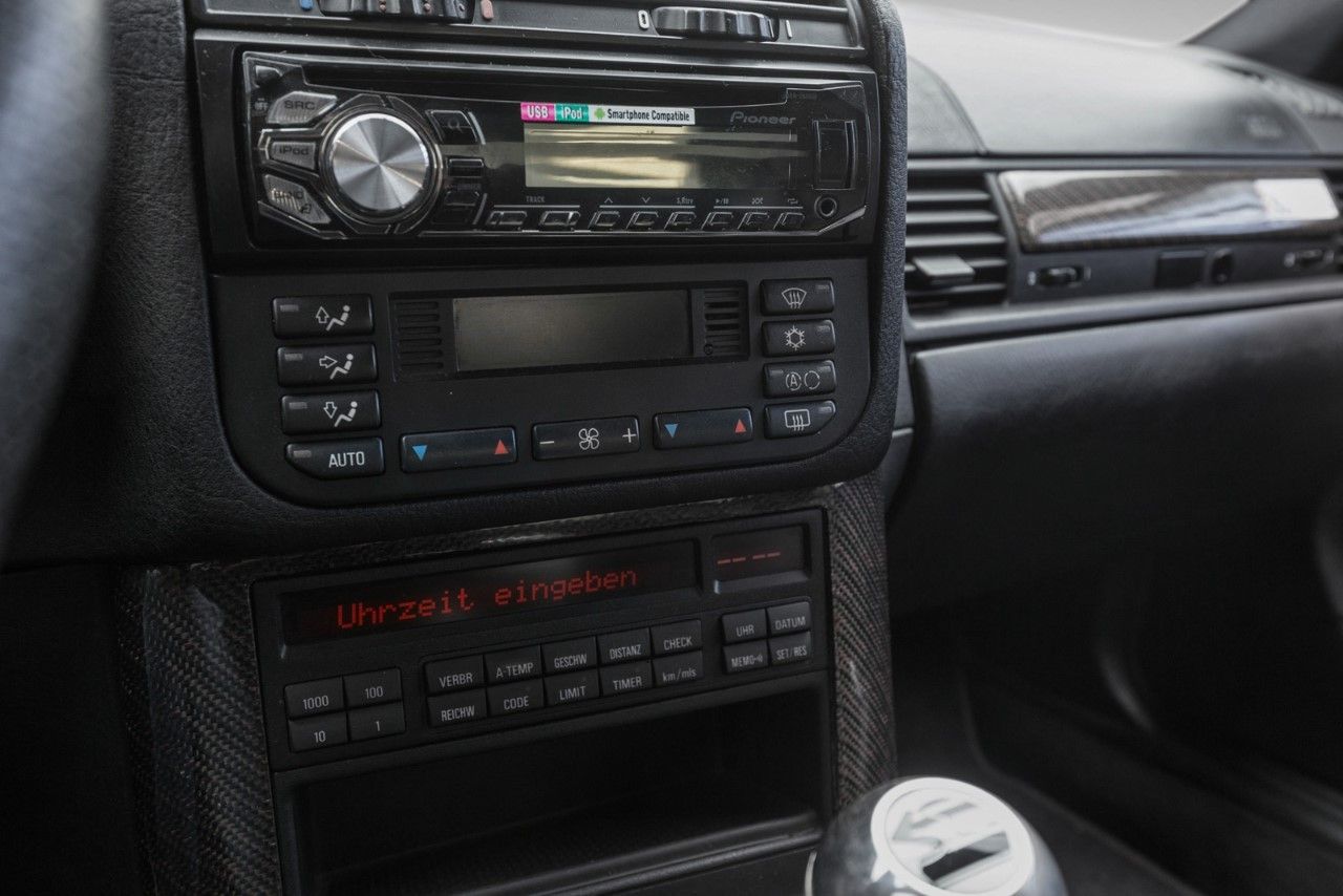 We Know You Want This BMW E36 3-Series Compact With A V12 Engine