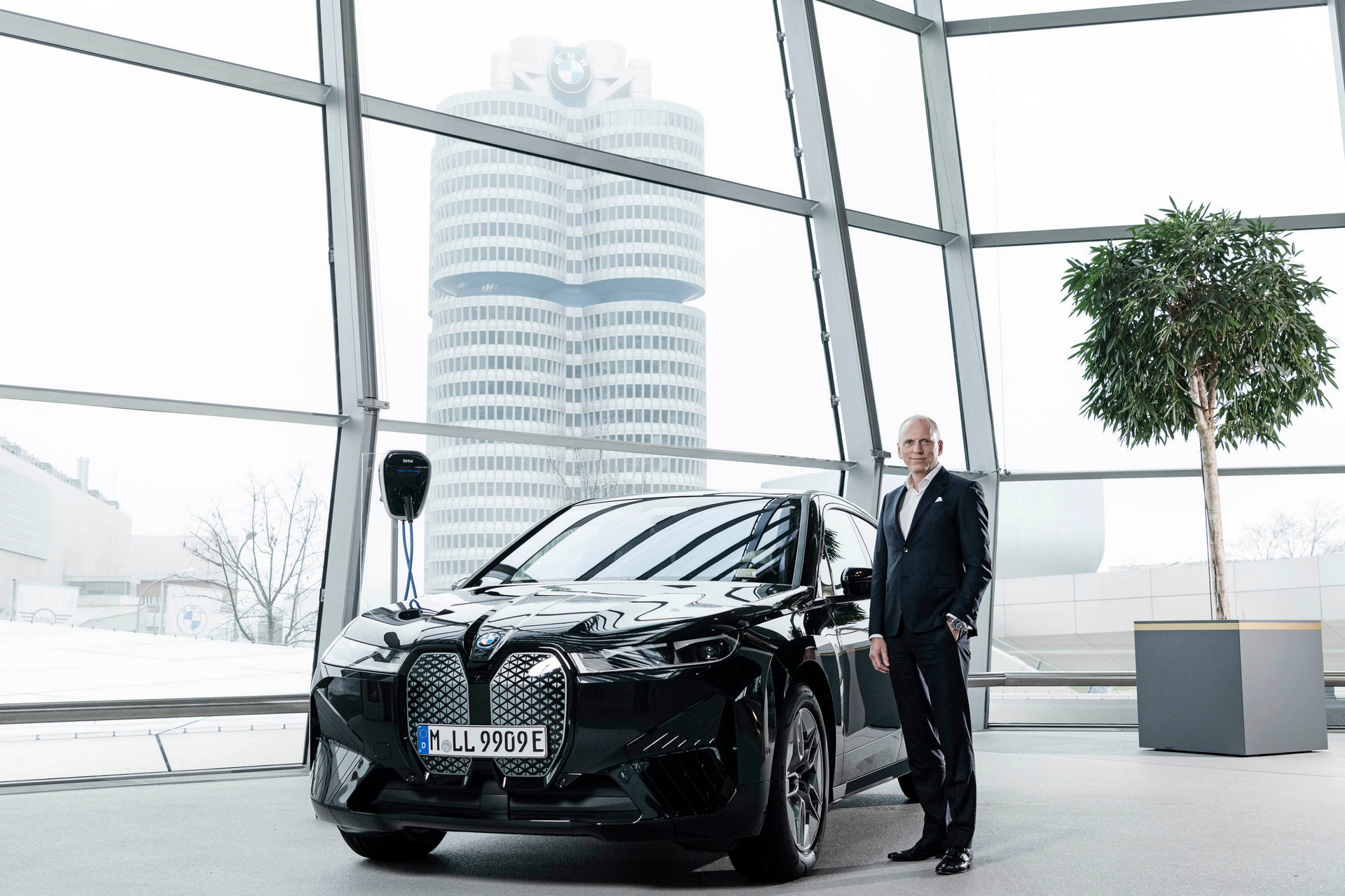 BMW Delivers 1 Millionth Electrified Vehicle, Promises 2 Million EVs By 2025