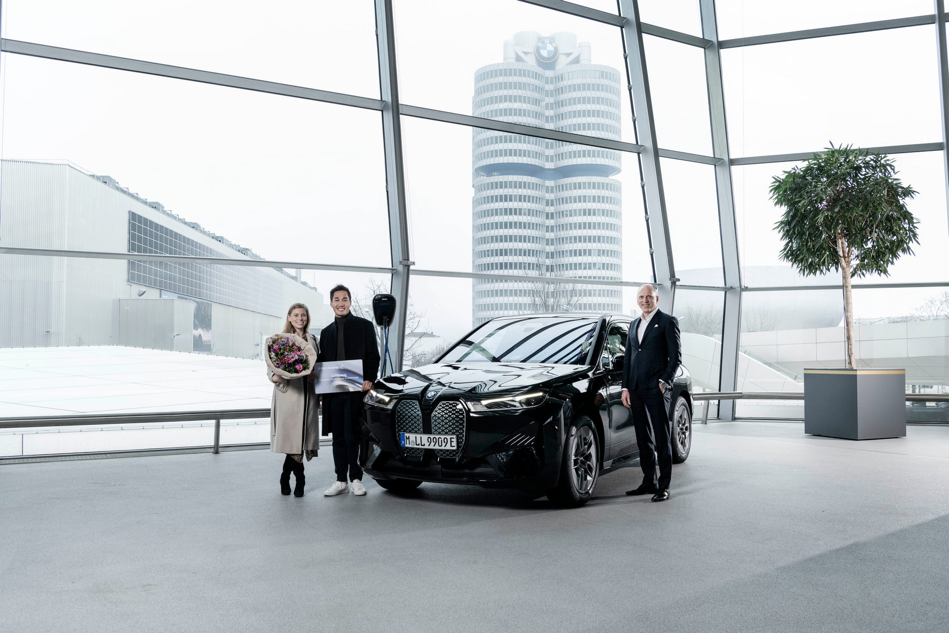 BMW Delivers 1 Millionth Electrified Vehicle, Promises 2 Million EVs By 2025
