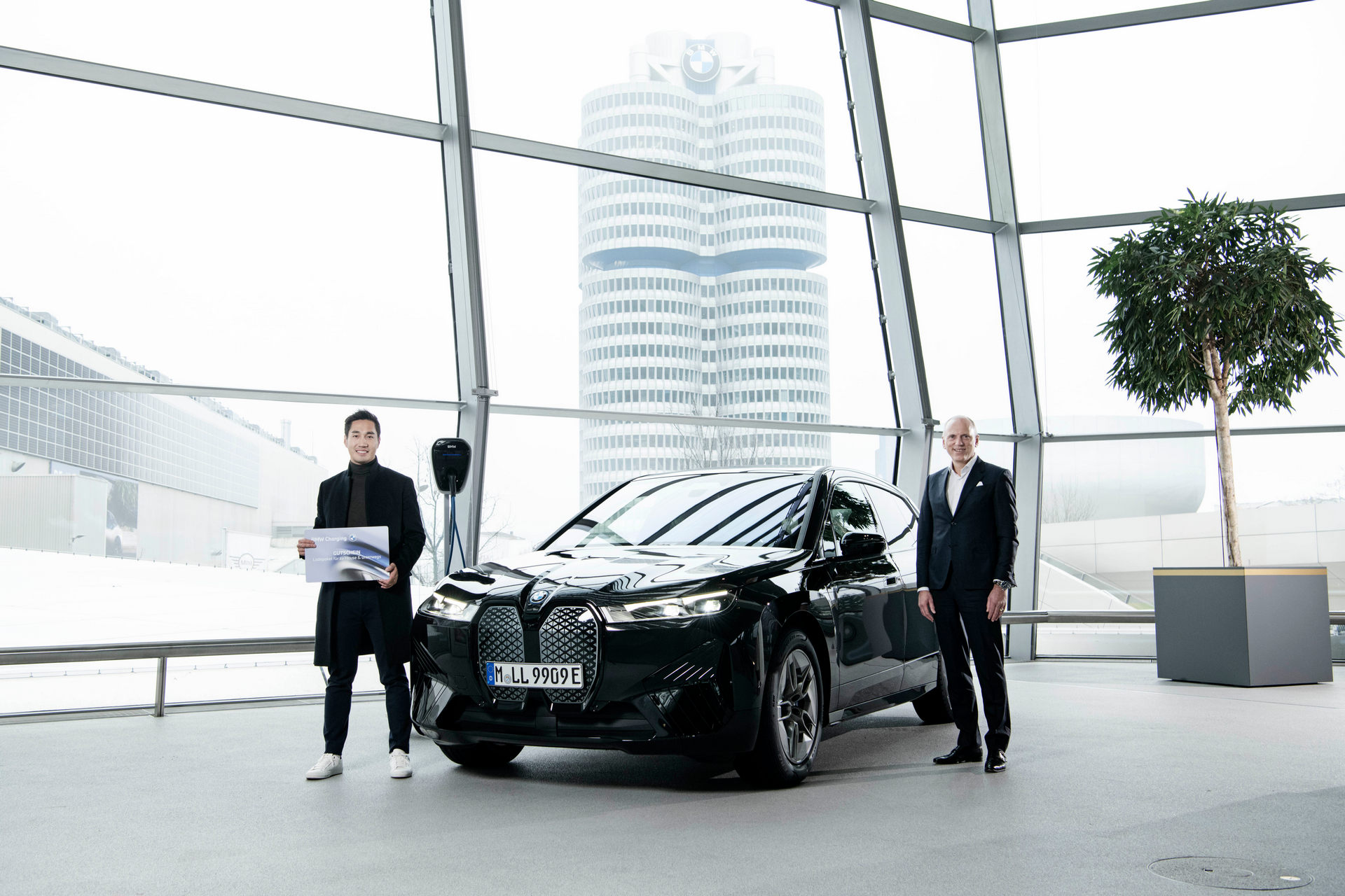 BMW Delivers 1 Millionth Electrified Vehicle, Promises 2 Million EVs By 2025