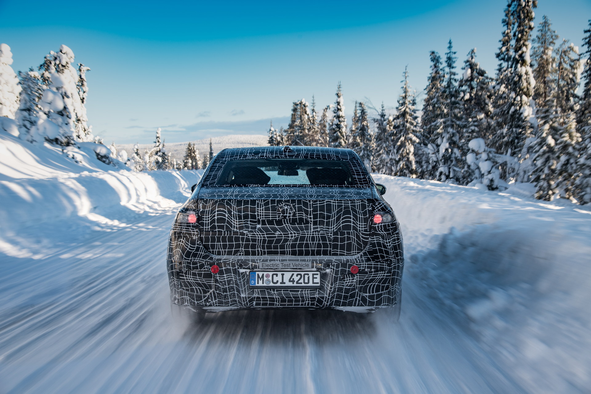 2023 BMW i7 Teased, Dubbed The World’s First All-Electric Luxury Sedan