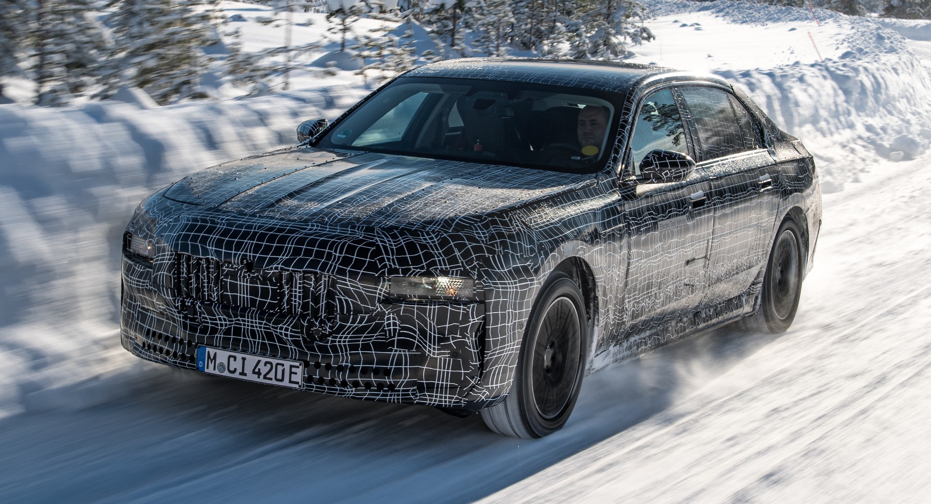 There Won’t Be A BMW M7 But There Might Be A 700+ HP i7 M70 | Carscoops