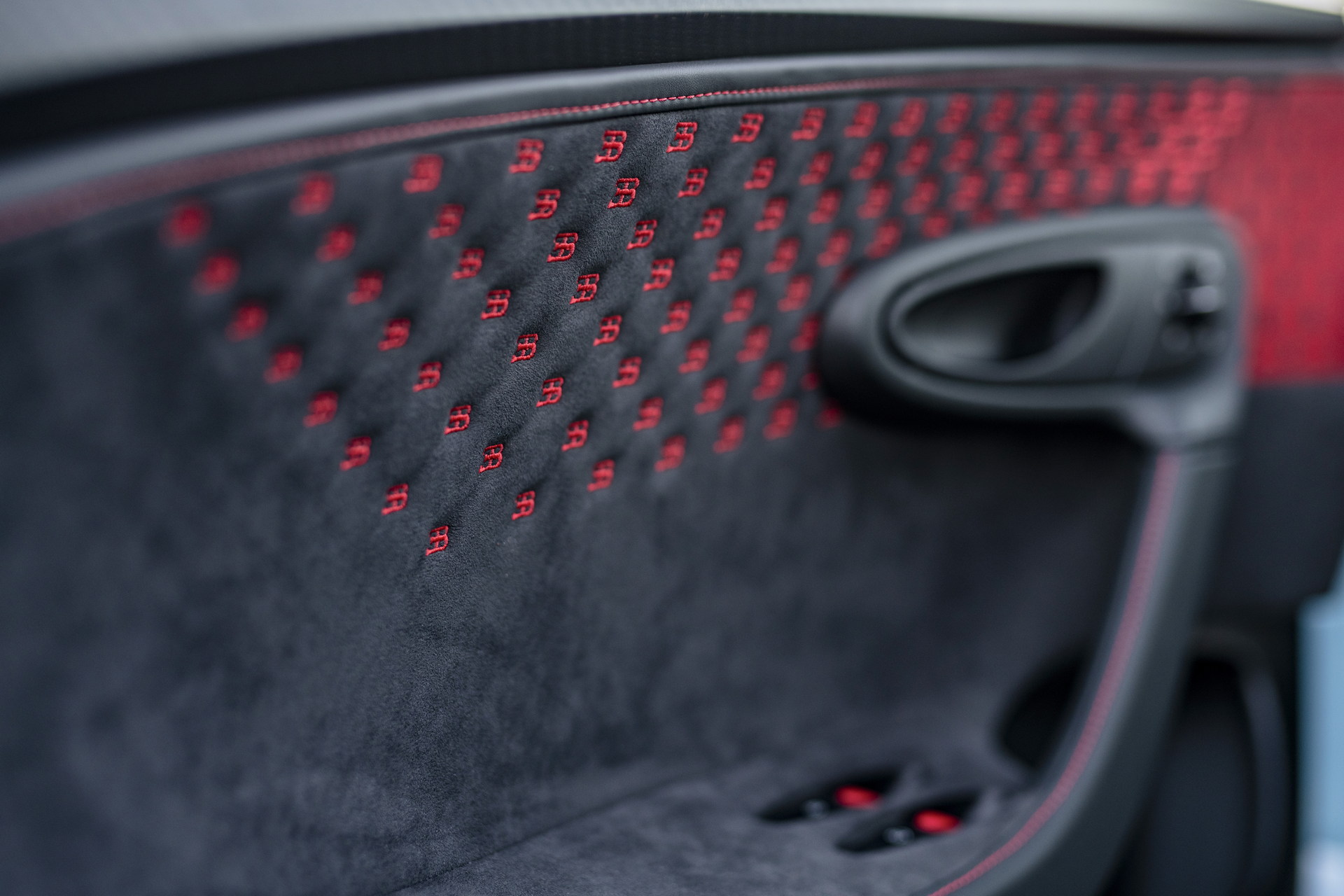 Bugatti Chiron Pur Sport Grand Prix Is The First Example Of The Brand’s Sur Mesure Program