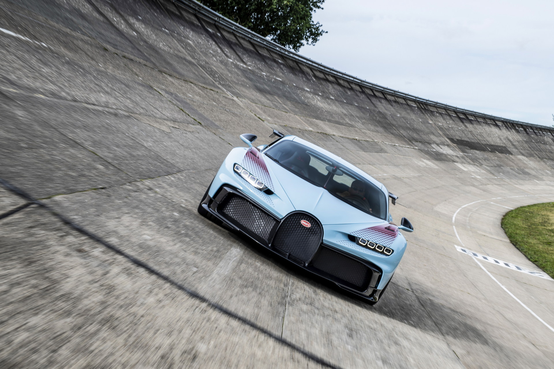 Bugatti Chiron Pur Sport Grand Prix Is The First Example Of The Brand’s Sur Mesure Program