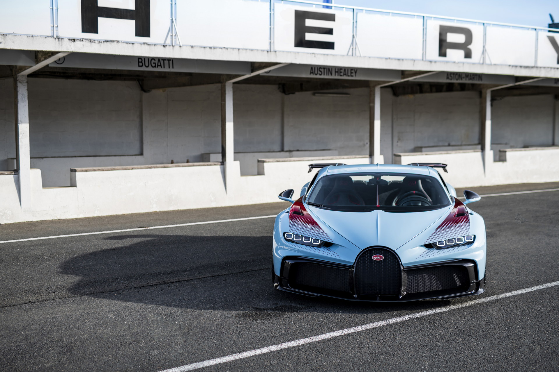 Bugatti Chiron Pur Sport Grand Prix Is The First Example Of The Brand’s Sur Mesure Program