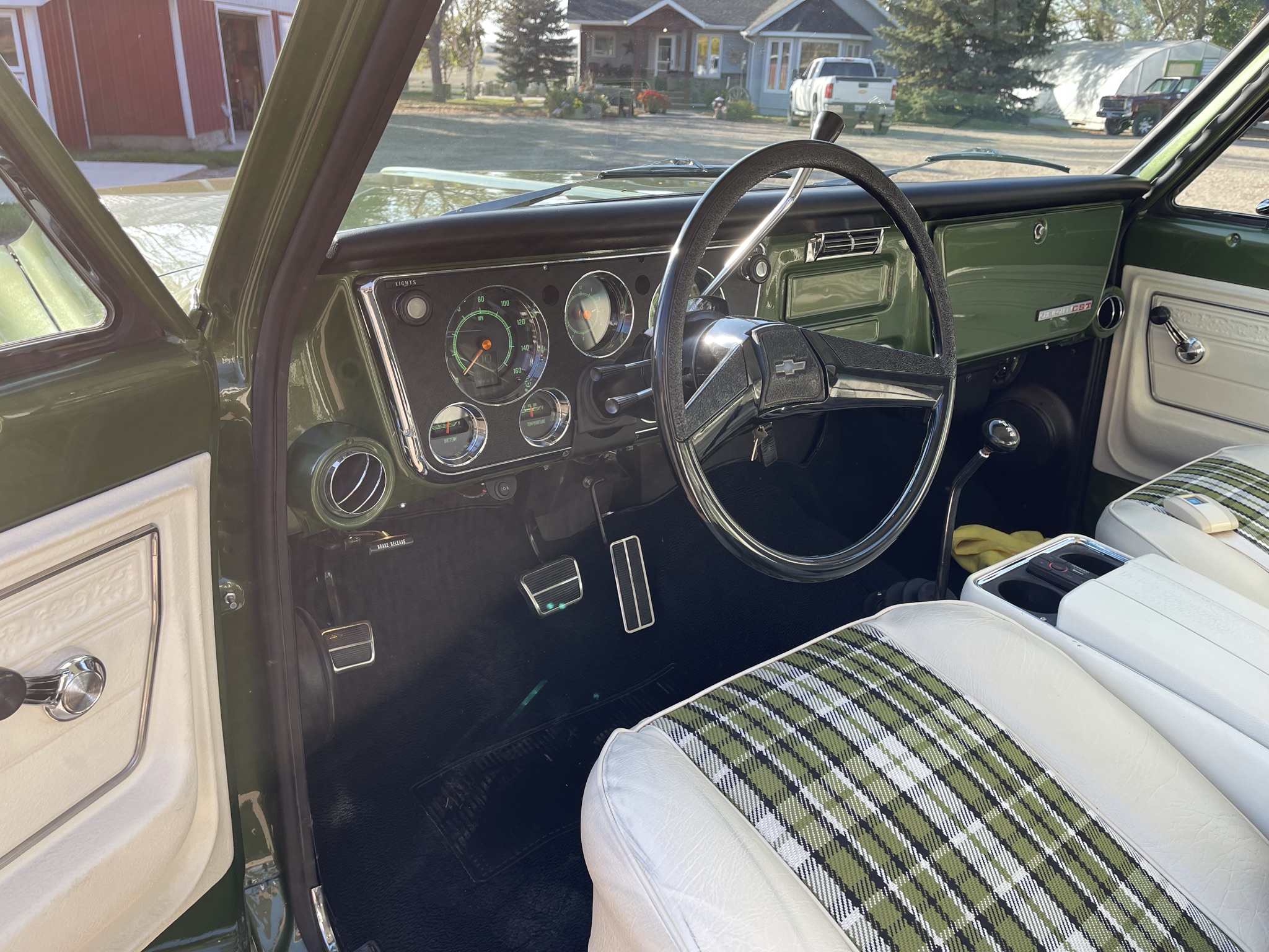 Lovingly Restored 1972 Chevy Blazer Is The Perfect Answer To Mundane Modern SUVs