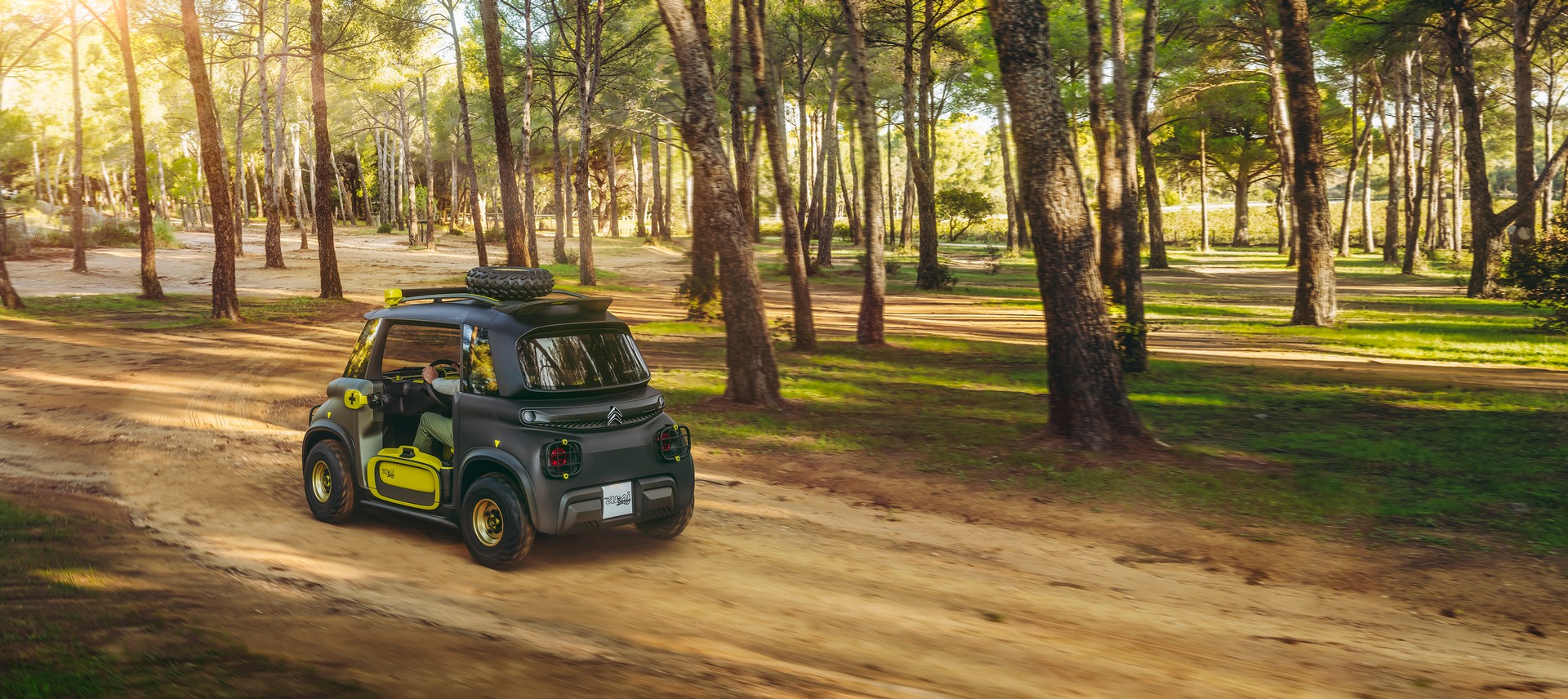 Citroen’s My Ami Buggy Concept Is A Wonderfully Wacky Adventure Vehicle