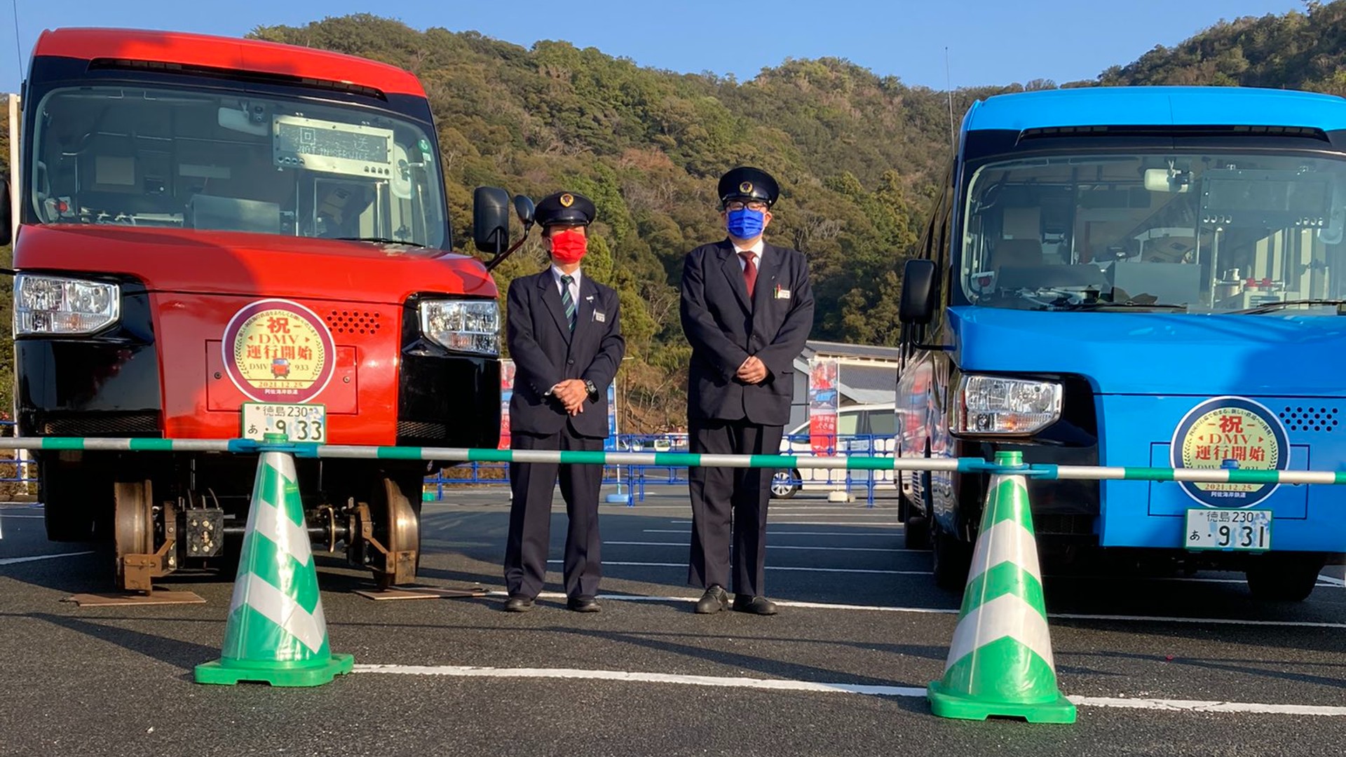 The DMV Is A Weird Bus From Japan That Doubles As A Train