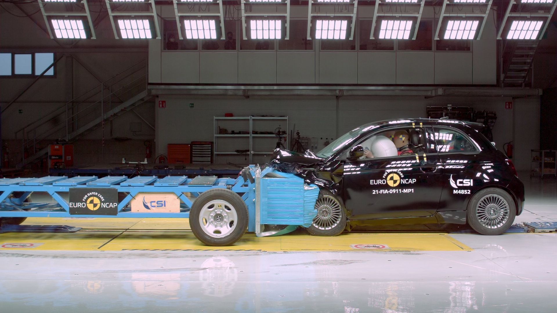 Euro NCAP Says “Renault Laguna’s Legacy Ruined” After Zoe Gets Zero Stars