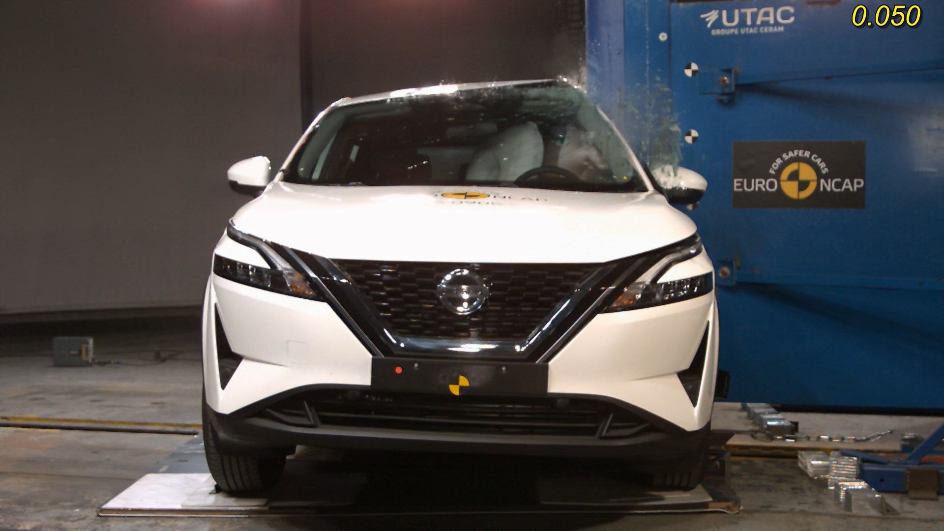 Euro NCAP Says “Renault Laguna’s Legacy Ruined” After Zoe Gets Zero Stars