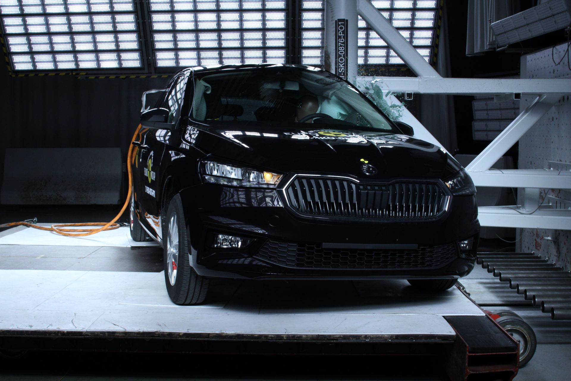 Euro NCAP Says “Renault Laguna’s Legacy Ruined” After Zoe Gets Zero Stars