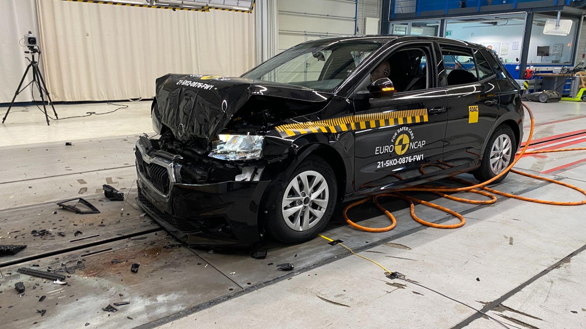 Euro NCAP Says “Renault Laguna’s Legacy Ruined” After Zoe Gets Zero Stars