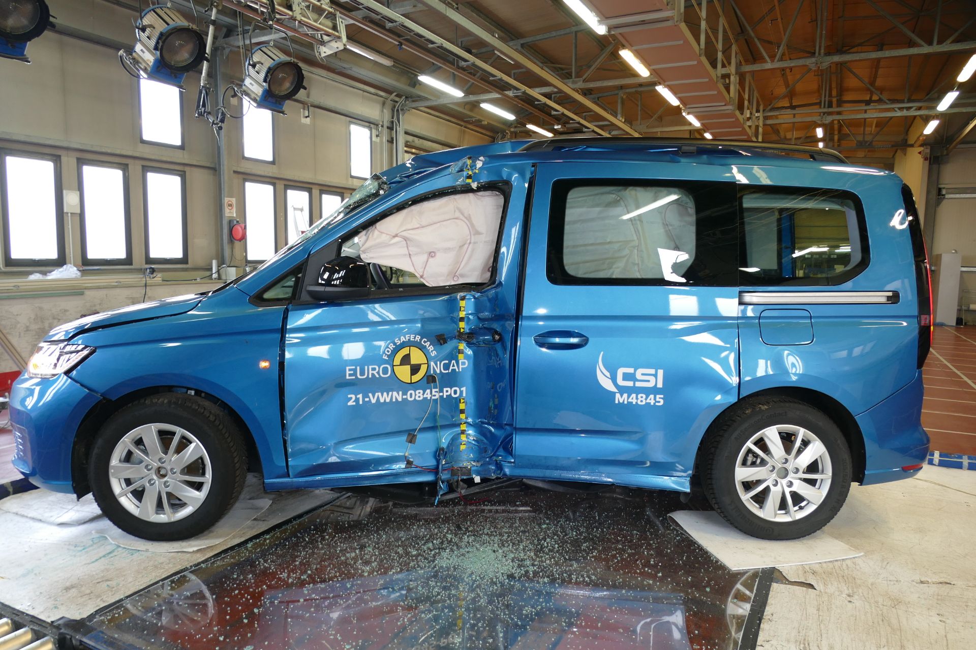 Euro NCAP Says “Renault Laguna’s Legacy Ruined” After Zoe Gets Zero Stars