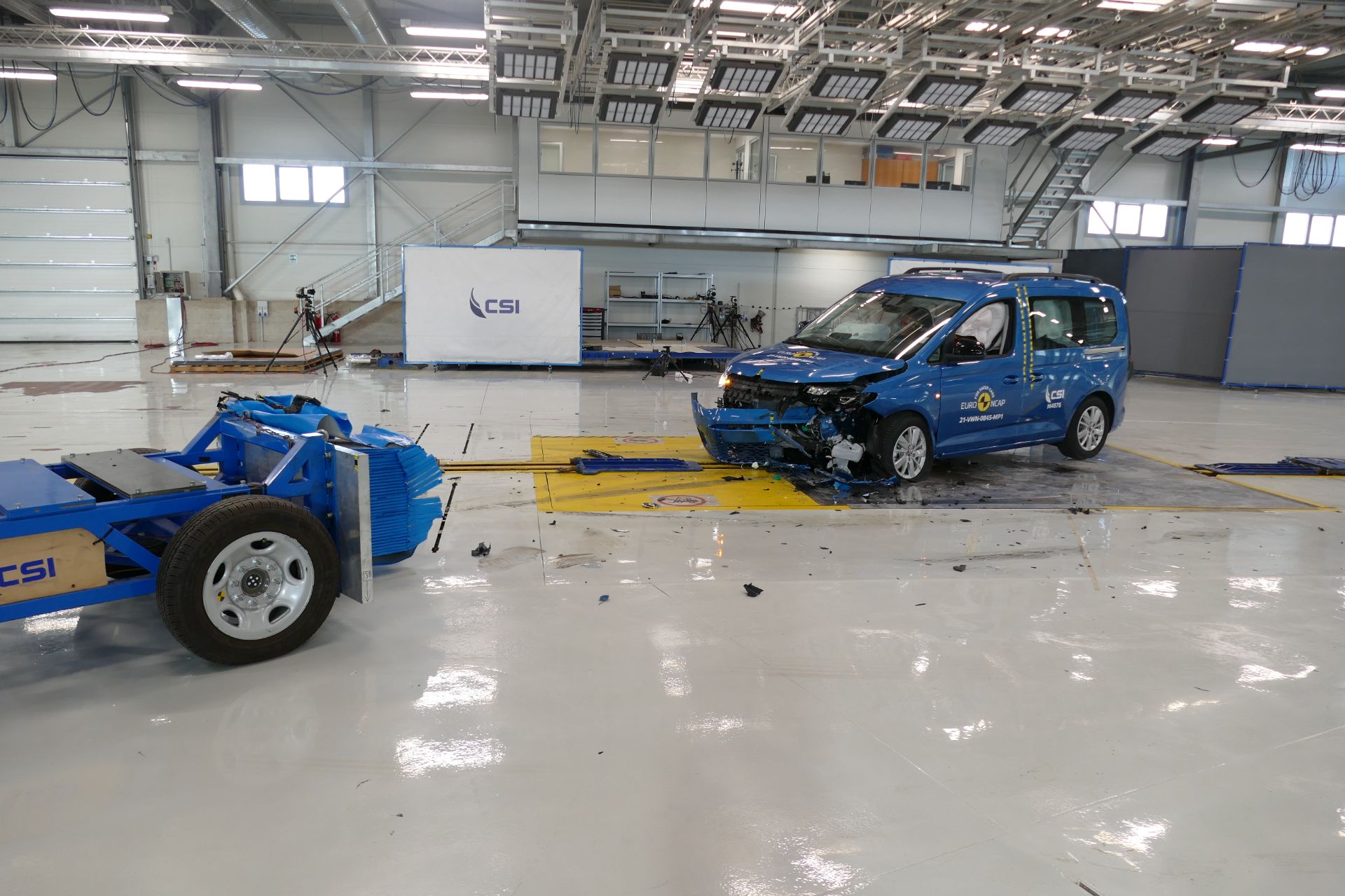 Euro NCAP Says “Renault Laguna’s Legacy Ruined” After Zoe Gets Zero Stars