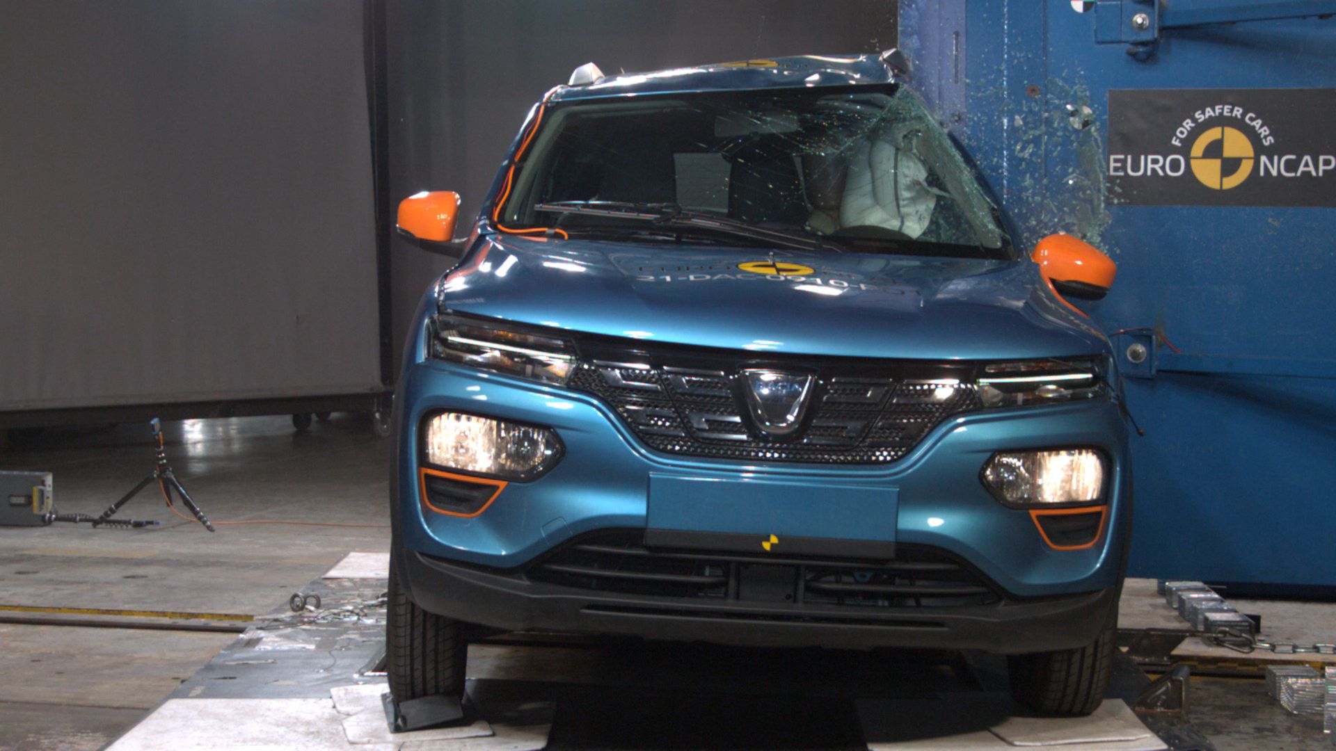 Euro NCAP Says “Renault Laguna’s Legacy Ruined” After Zoe Gets Zero Stars