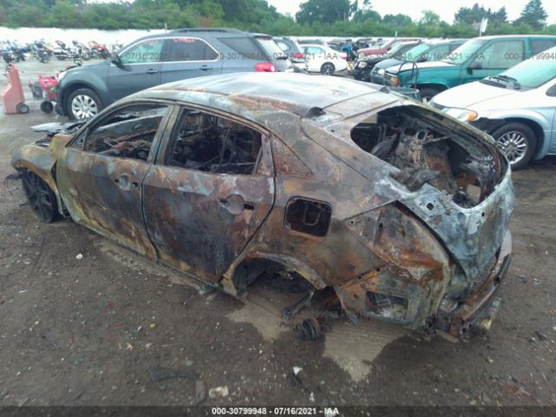 A Rare 2021 Honda Civic Type R Limited Edition Has Been Completely Destroyed By Fire