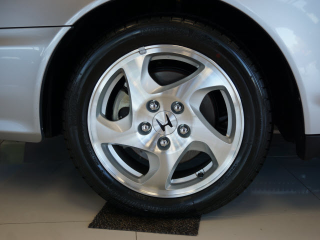 Would You Pay Almost $50,000 For This Pristine, Low-Mileage 2001 Honda Prelude?