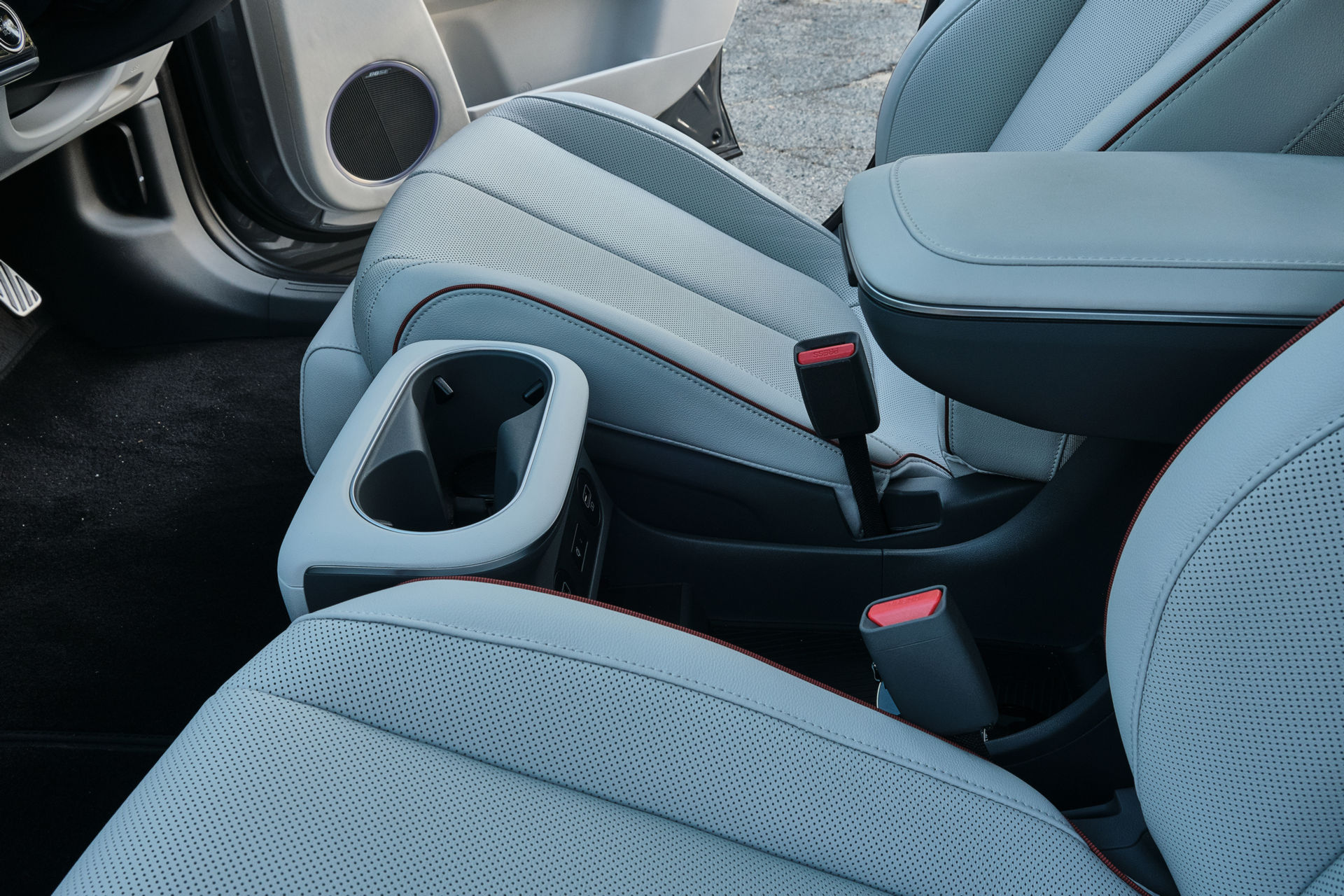 Driven: The 2022 Hyundai Ioniq 5 Is Better Than The Tesla Model 3