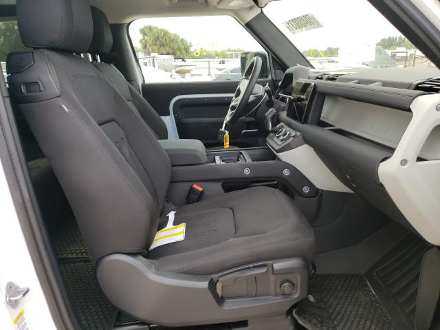 Poor 2022 Land Rover Defender Got A Salvage Title In Just 498 Miles