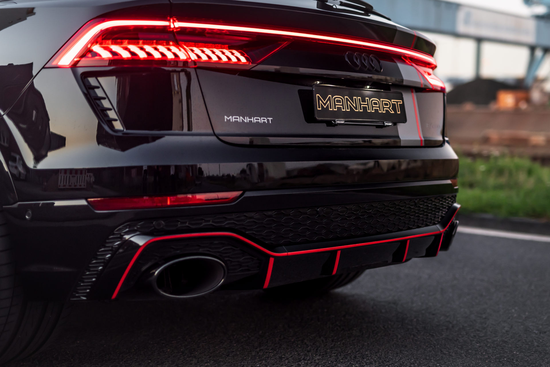 Manhart Gives The Audi RS Q8 818 HP For That Proper Super SUV Vibe