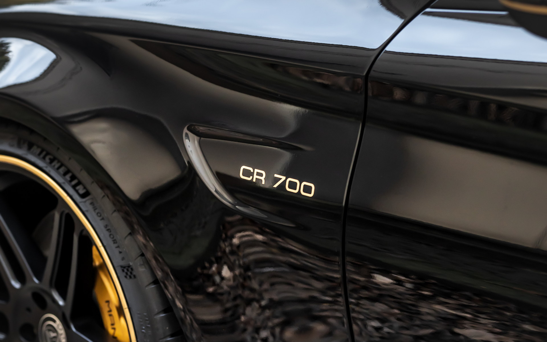 Manhart’s Mercedes-AMG C 63 S Estate Says Farewell To The V8 With 702 HP