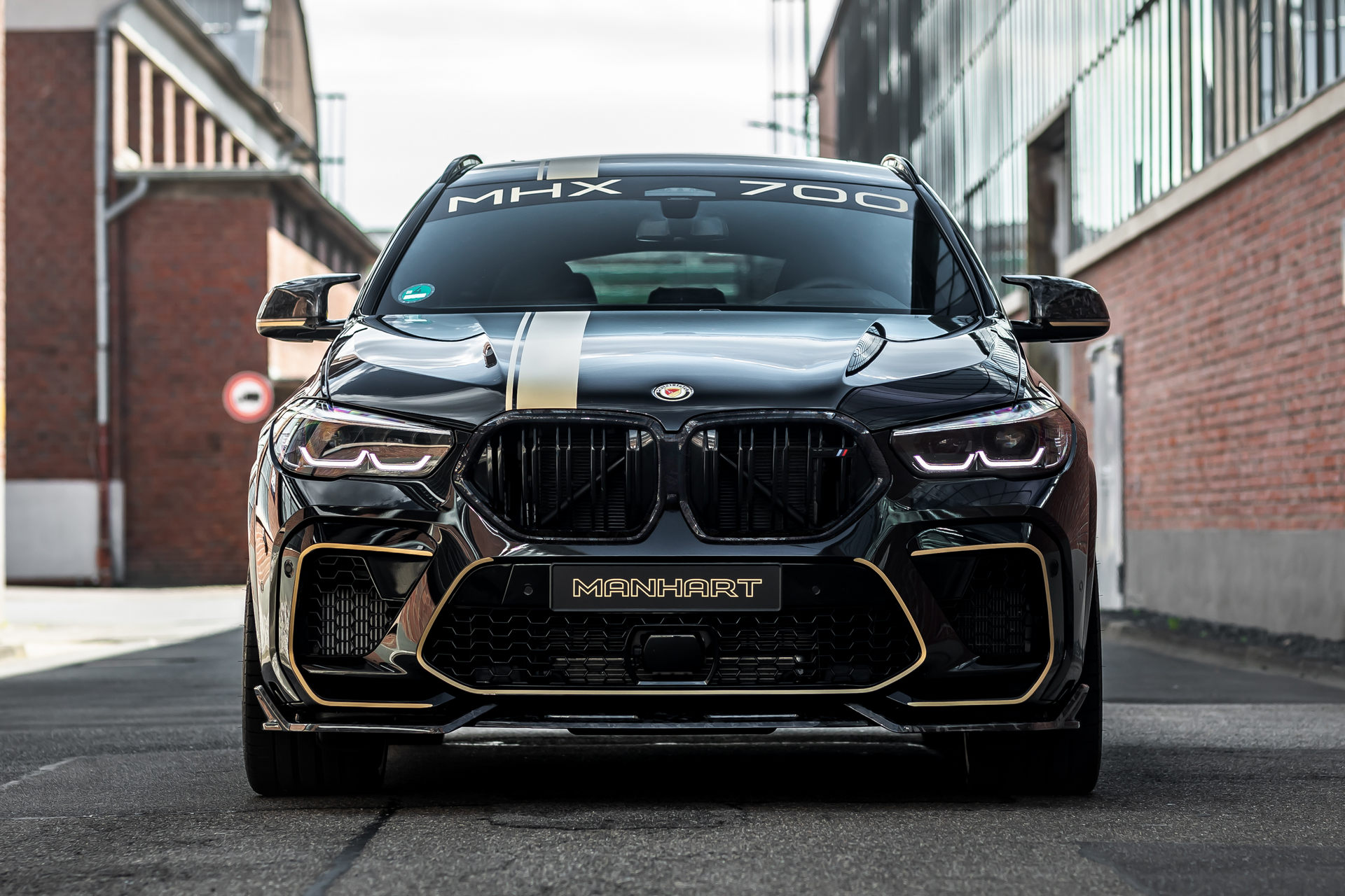 Manhart’s BMW X6-Based MHX6 700 Is All The SUV You Could Ever Need
