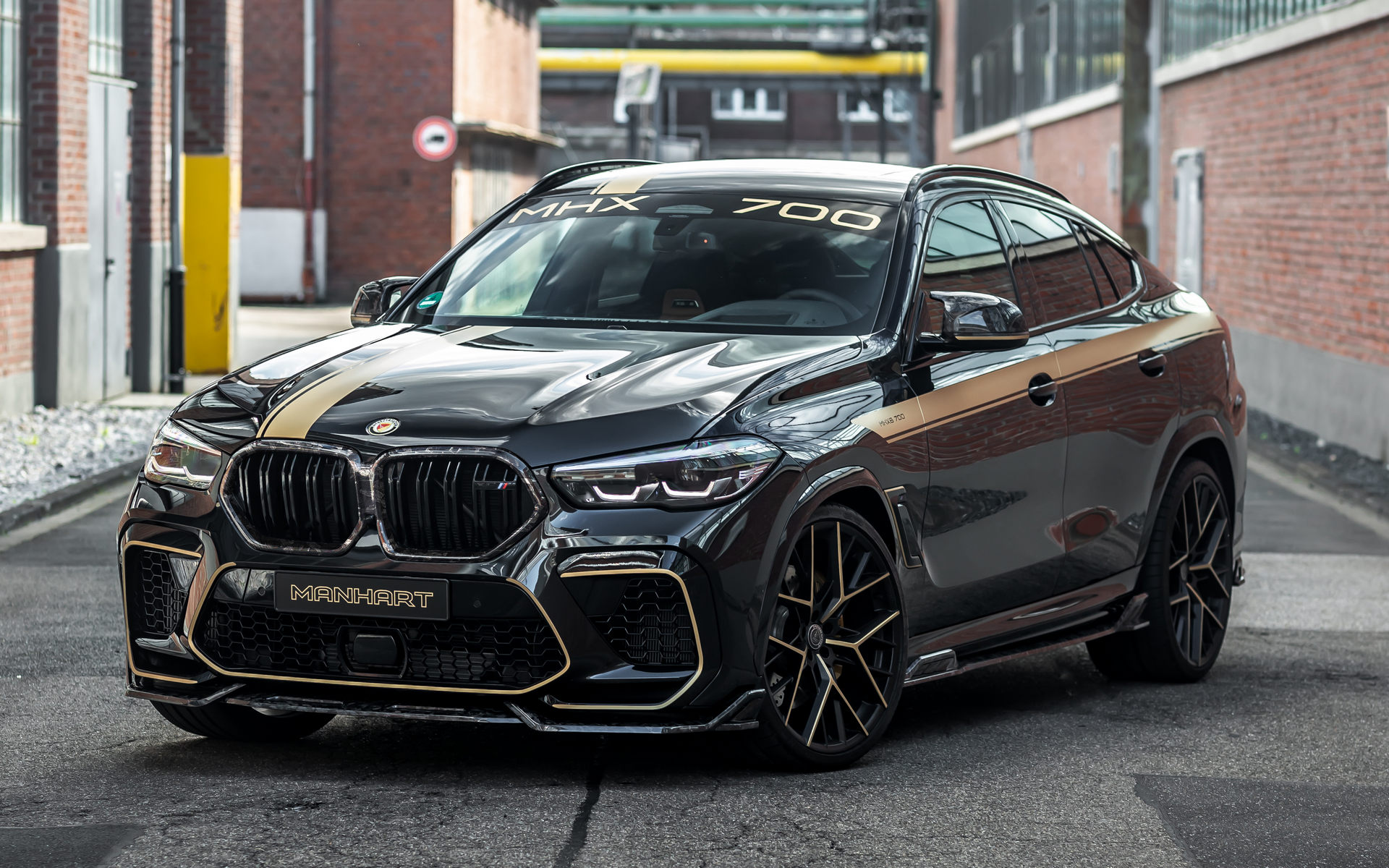 Manhart’s BMW X6-Based MHX6 700 Is All The SUV You Could Ever Need