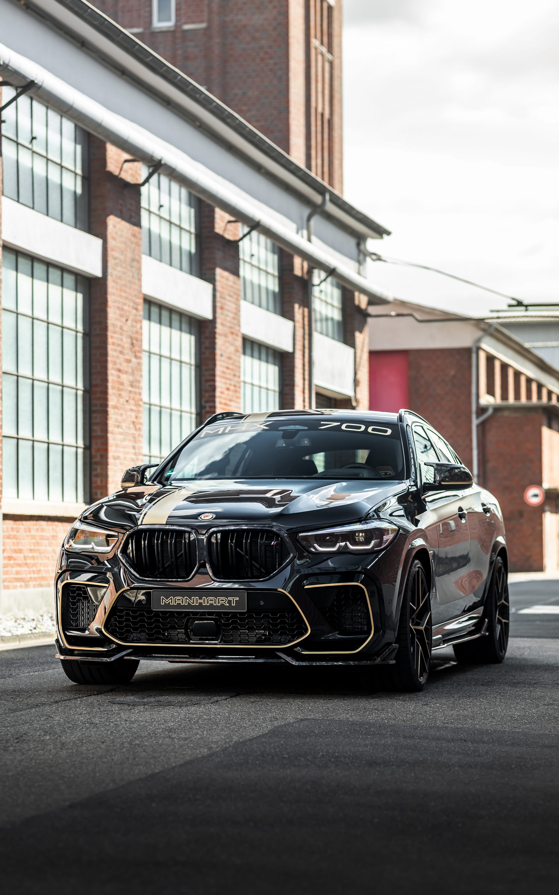 Manhart’s BMW X6-Based MHX6 700 Is All The SUV You Could Ever Need