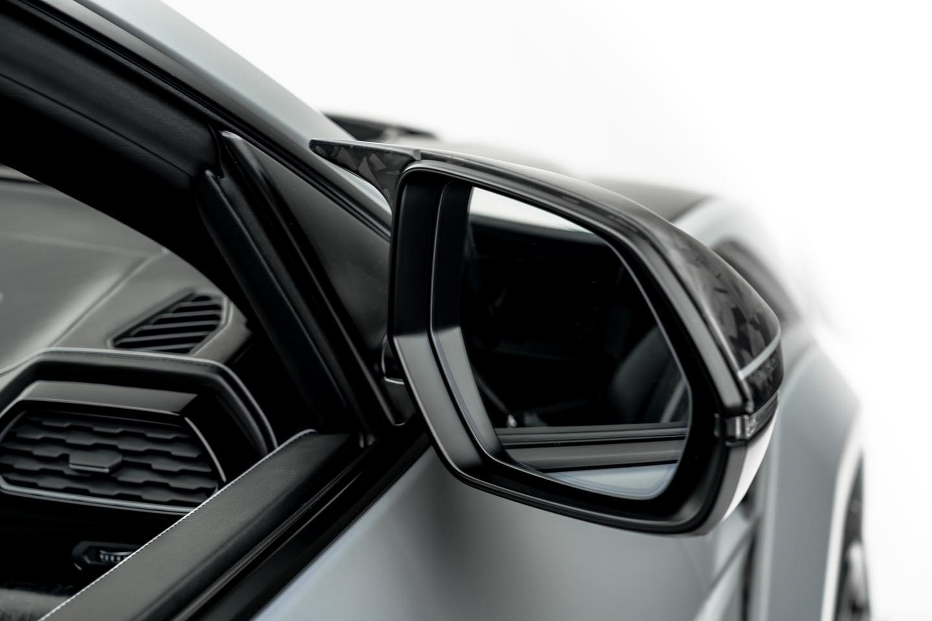 Mansory Creates Special Rolls-Royce Cullinan, Lamborghini Urus, Mercedes G-Class For The UAE