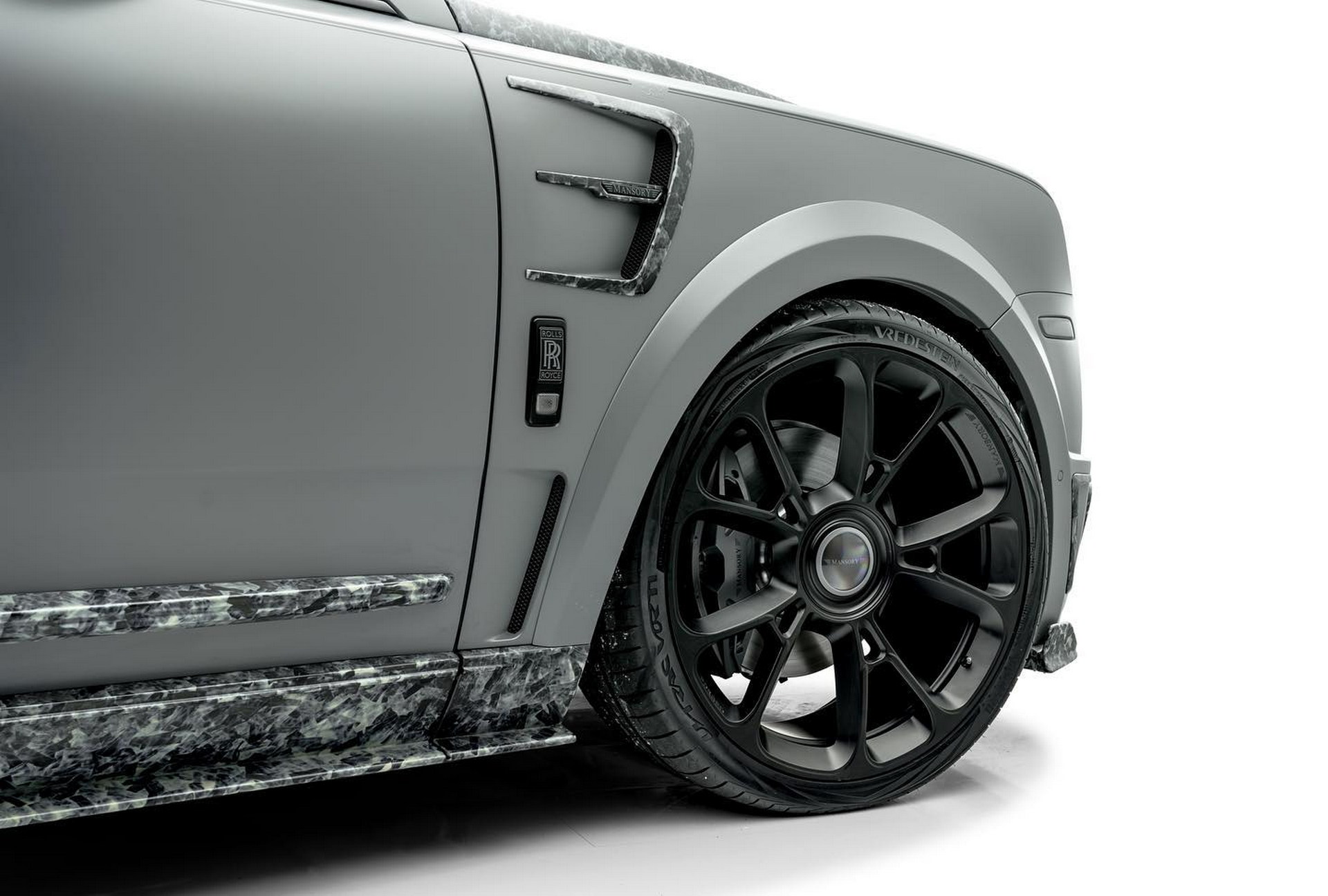 Mansory Creates Special Rolls-Royce Cullinan, Lamborghini Urus, Mercedes G-Class For The UAE