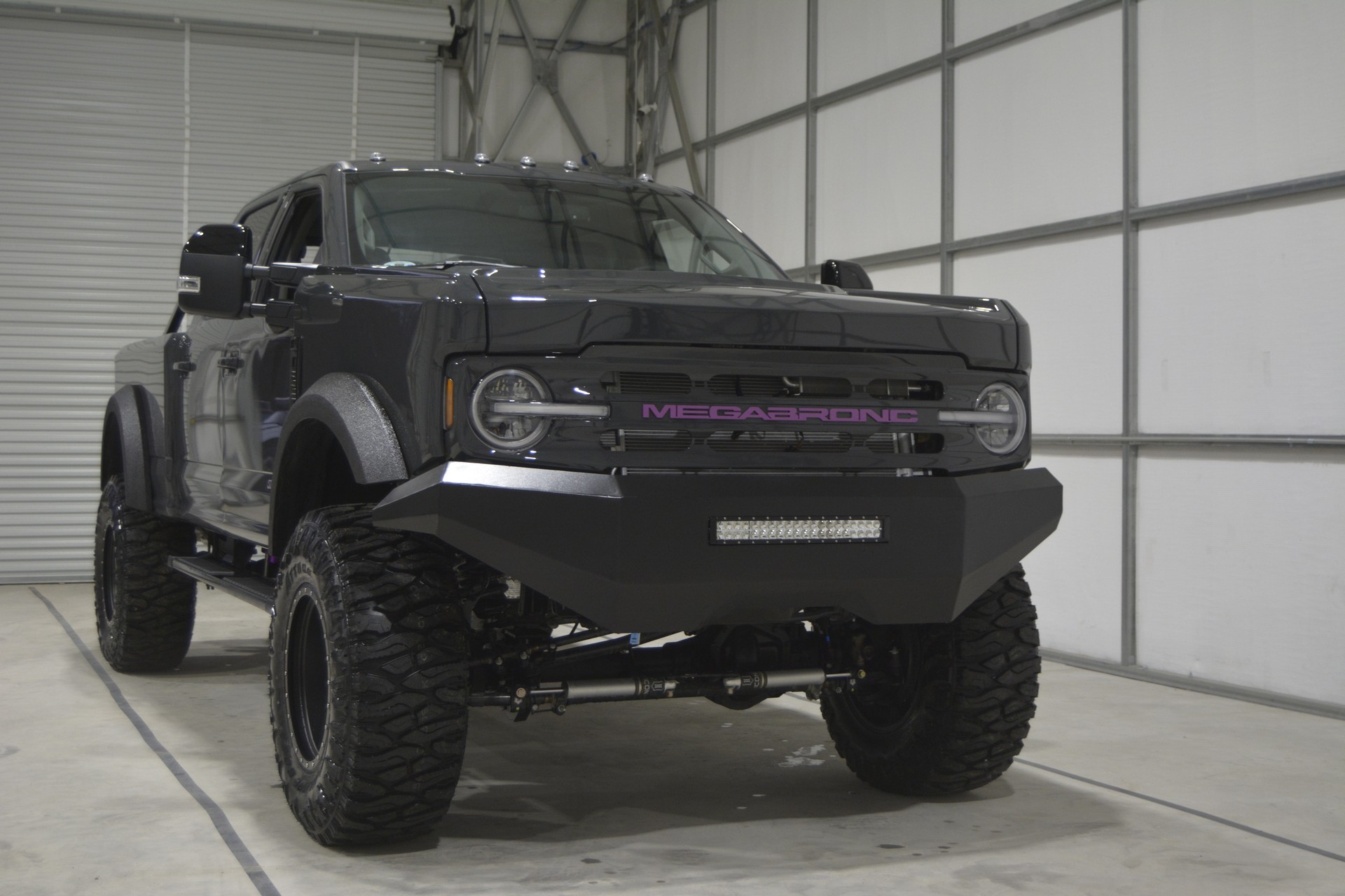MegaRexx’s MegaBronc Is A 7-Seat Ford F-250 Cosplaying As A Bronco