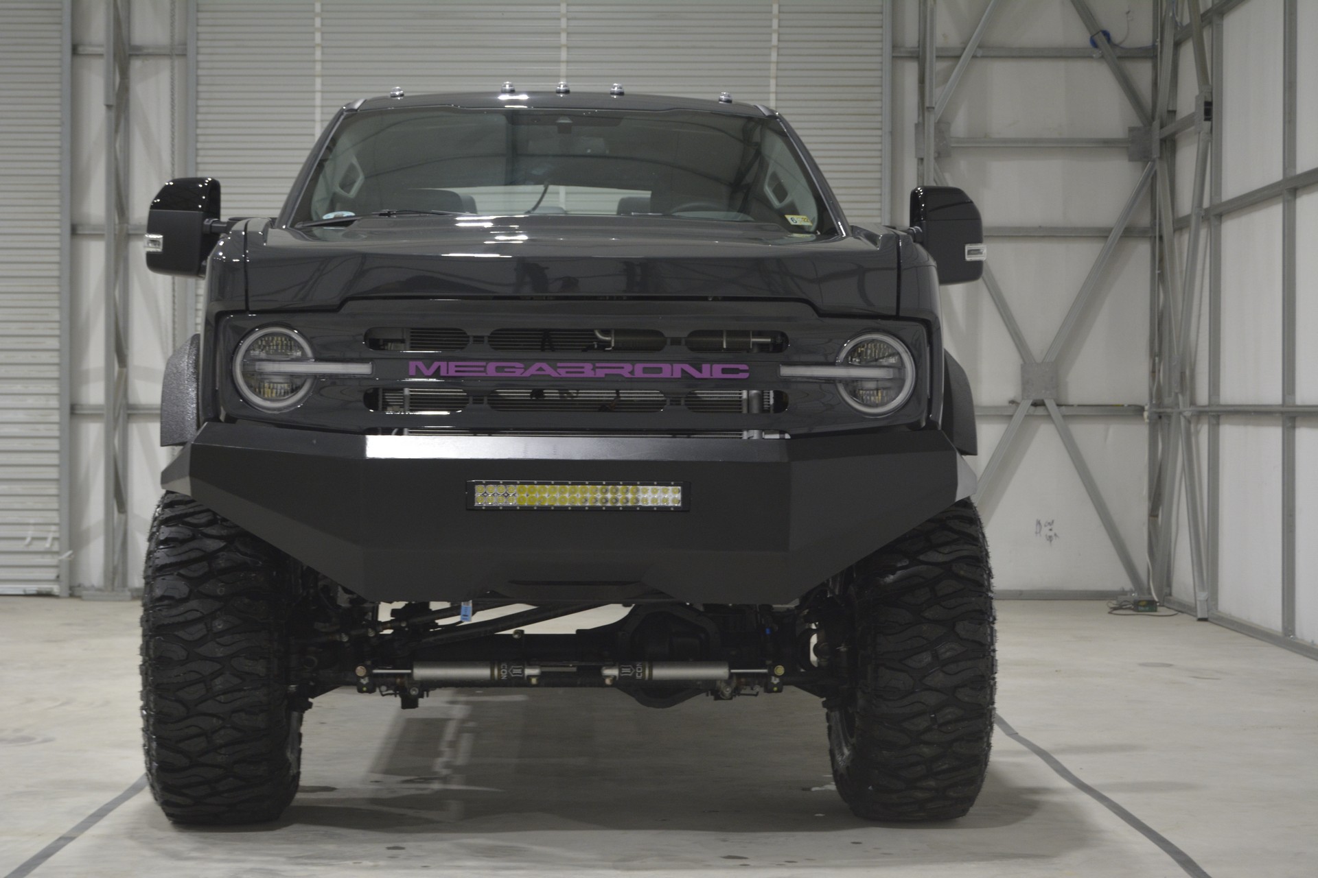MegaRexx’s MegaBronc Is A 7-Seat Ford F-250 Cosplaying As A Bronco