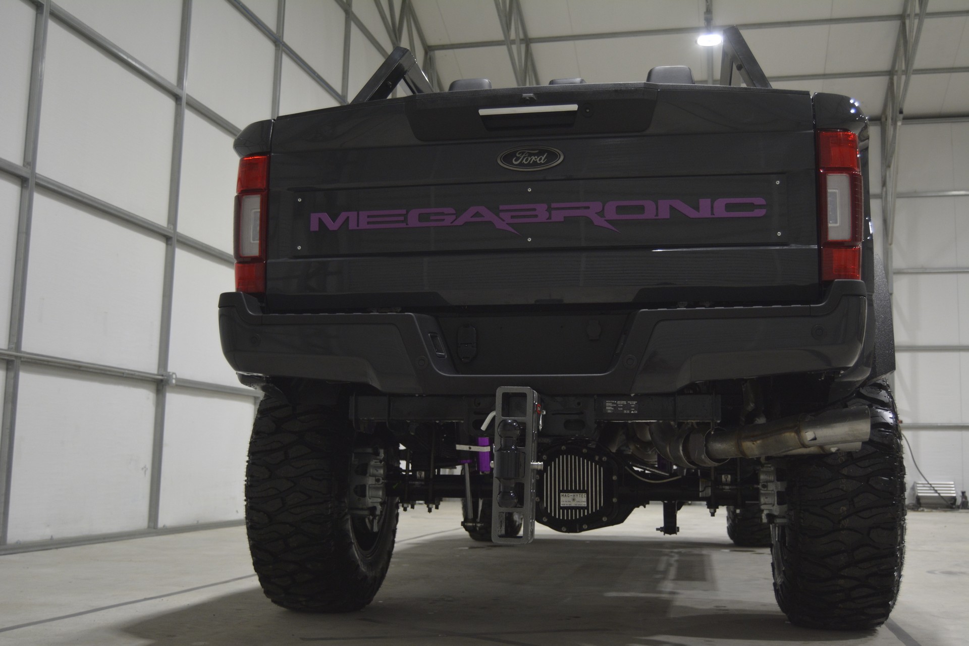 MegaRexx’s MegaBronc Is A 7-Seat Ford F-250 Cosplaying As A Bronco