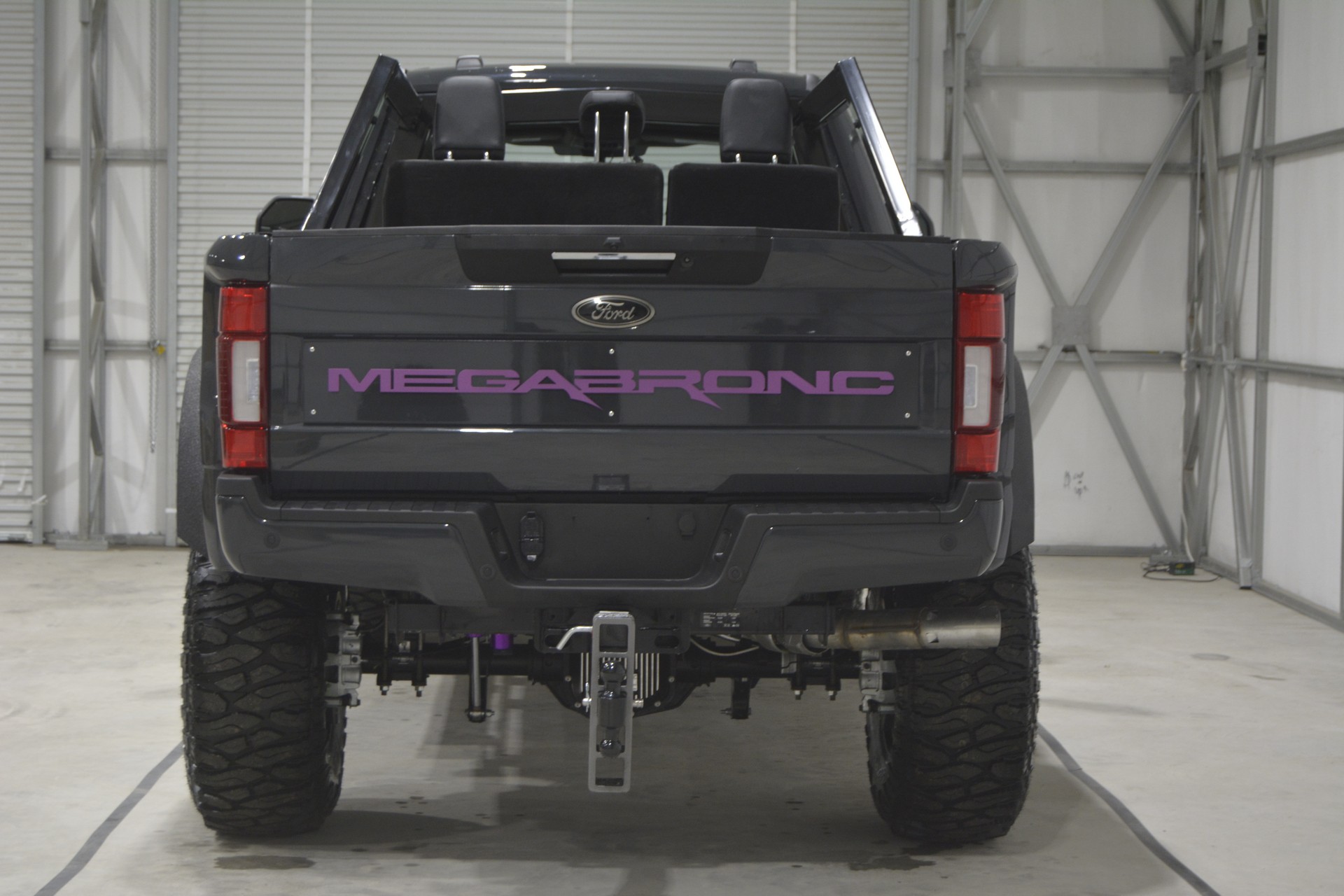 MegaRexx’s MegaBronc Is A 7-Seat Ford F-250 Cosplaying As A Bronco