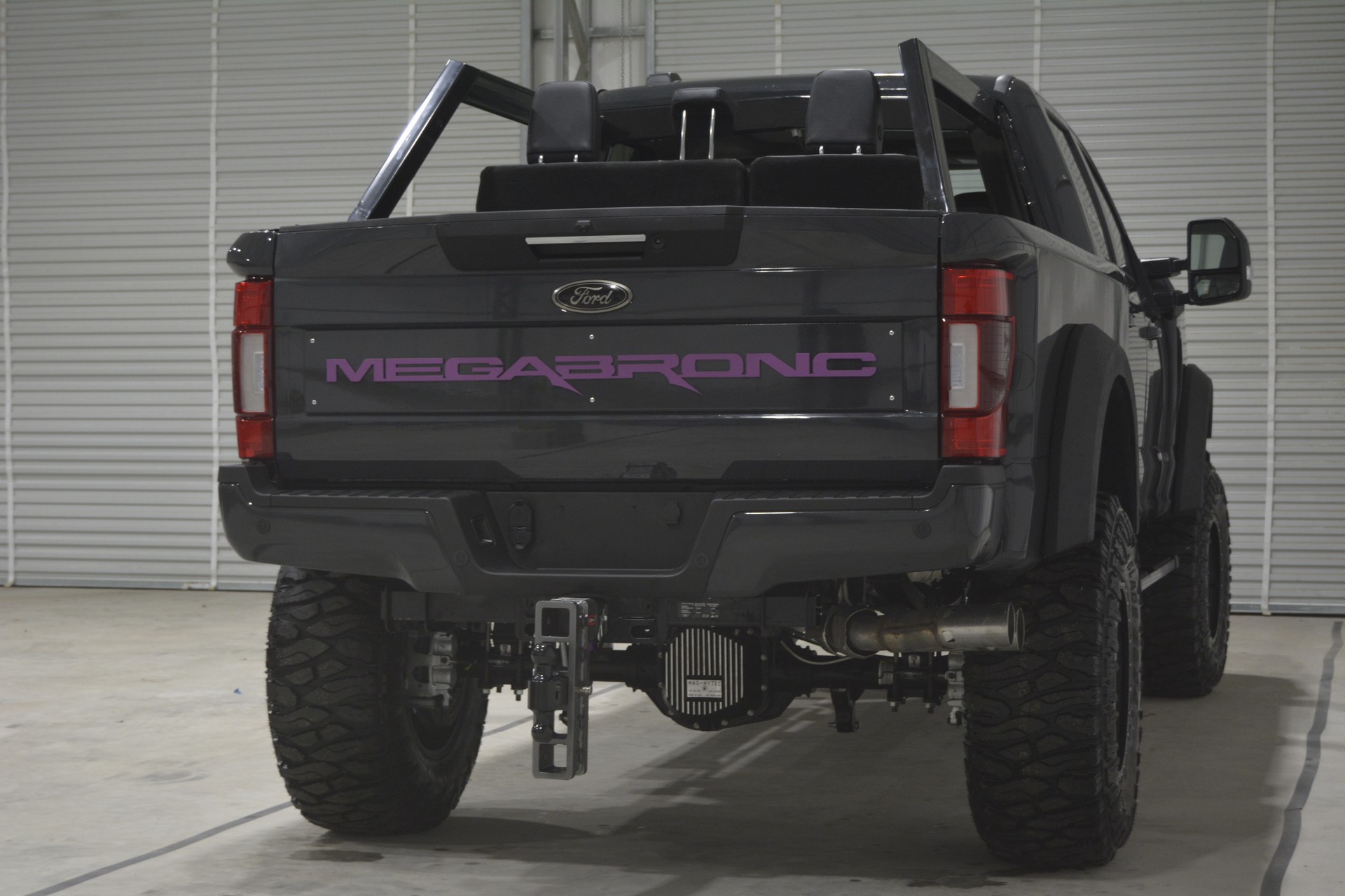 MegaRexx’s MegaBronc Is A 7-Seat Ford F-250 Cosplaying As A Bronco