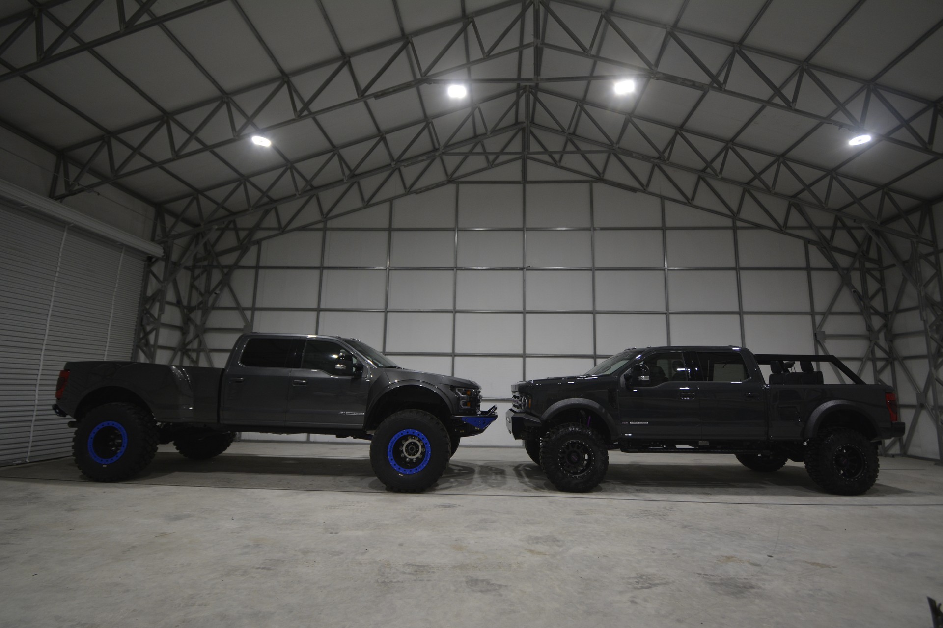 MegaRexx’s MegaBronc Is A 7-Seat Ford F-250 Cosplaying As A Bronco