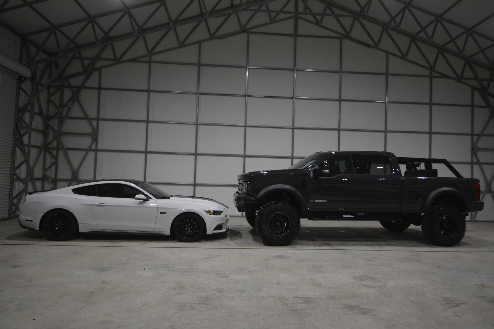 MegaRexx’s MegaBronc Is A 7-Seat Ford F-250 Cosplaying As A Bronco