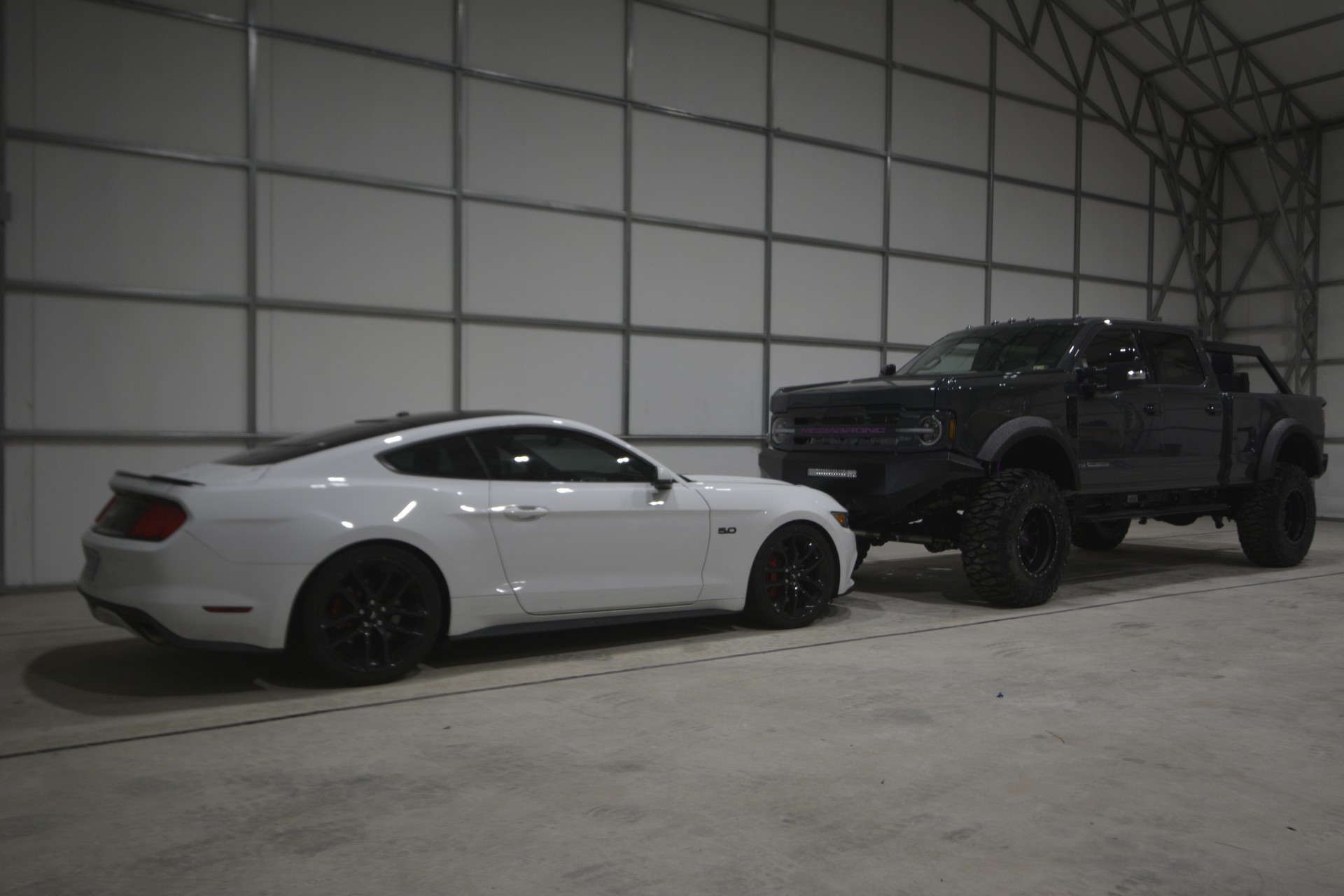 MegaRexx’s MegaBronc Is A 7-Seat Ford F-250 Cosplaying As A Bronco