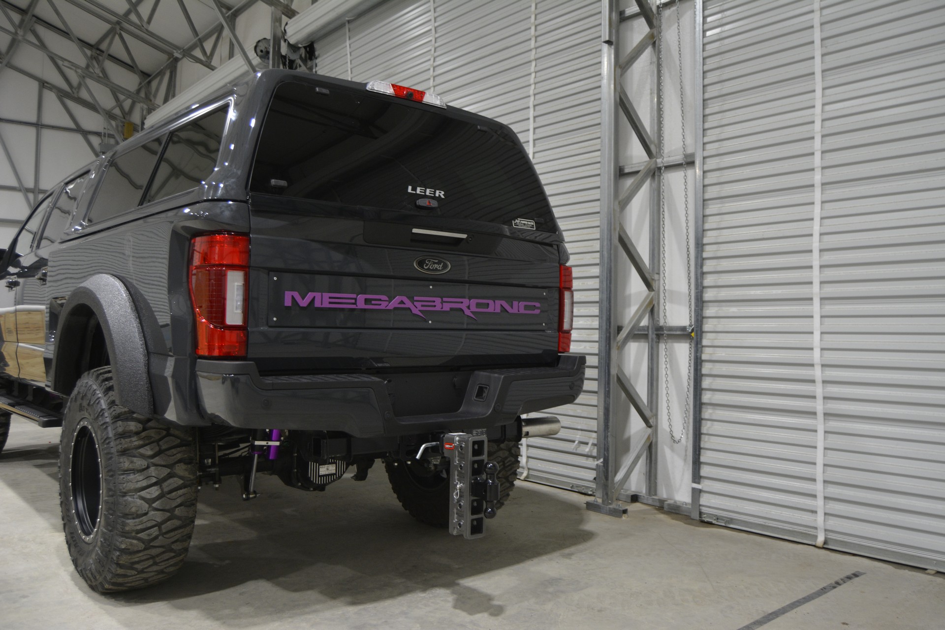 MegaRexx’s MegaBronc Is A 7-Seat Ford F-250 Cosplaying As A Bronco