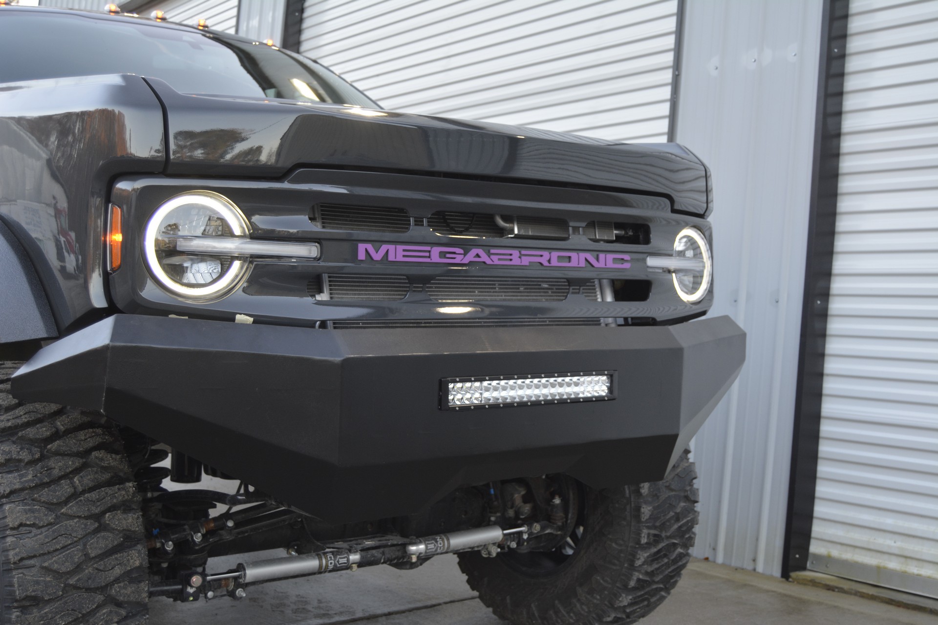 MegaRexx’s MegaBronc Is A 7-Seat Ford F-250 Cosplaying As A Bronco